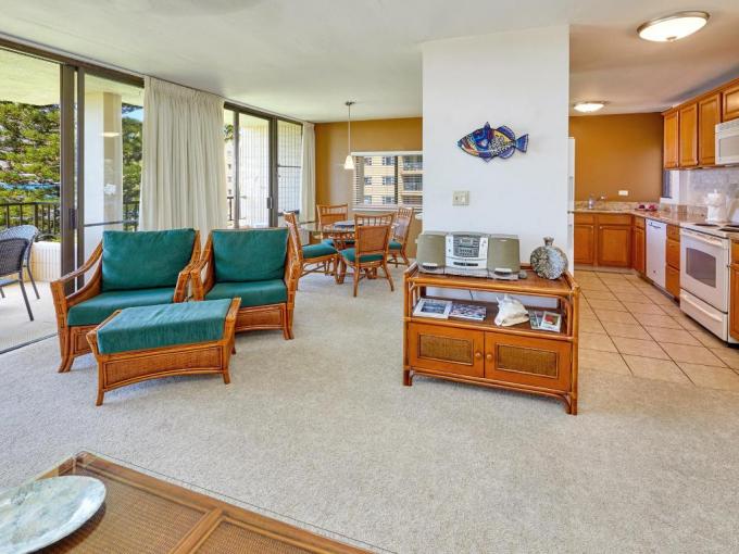 Kihei condo rental: Koa Lagoon - 2BR Deluxe Condo #407