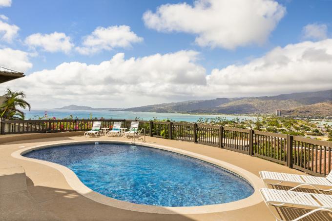 Hawaii Kai vacation rental: Portlock Paradise - 3+BR Home