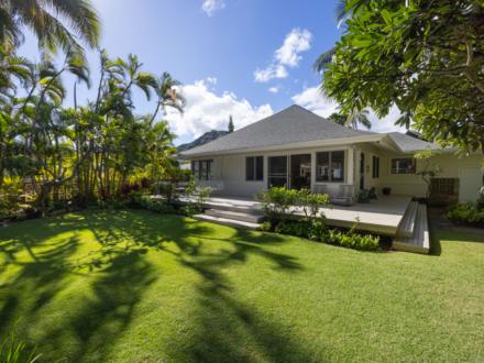 Hale Maluhia at Lanikai Beach