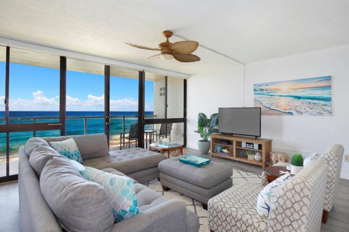 Poipu condo rental: Kuhio Shores - 2BR Condo #211