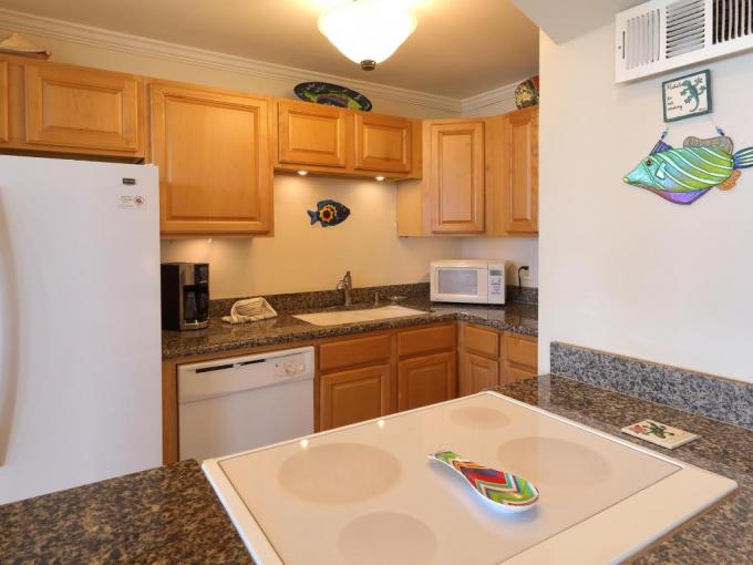 Koa Lagoon - 1BR Deluxe Condo #503 photo 2