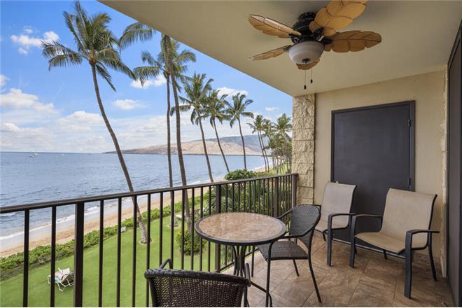 Kihei Beach - 1BR Condo Beach Front #305 photo 2