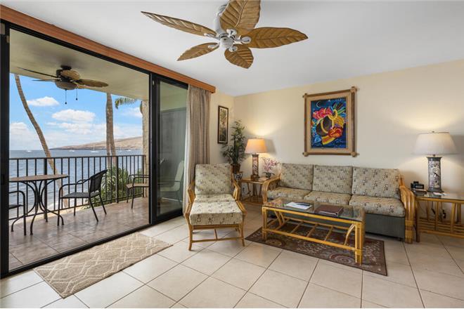 Kihei Beach - 1BR Condo Beach Front #305 photo 5