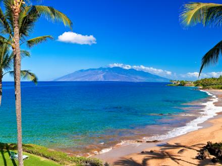 Sunny Surf at Makena Surf E301