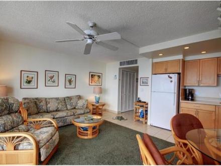 Kihei Beach - 1BR Condo Beach Front #405