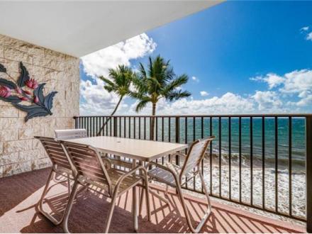 Kihei Beach - 2BR Condo Beach Front #409
