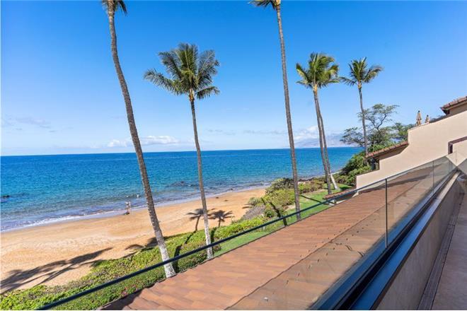 Makena Surf - 2BR Condo Beach Front #B-304 photo 4