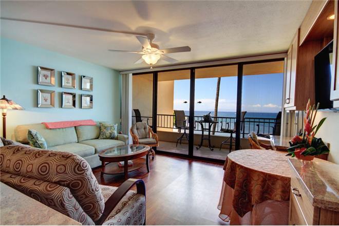 Kihei condo rental: Sugar Beach - 1BR Condo Beach Front #329