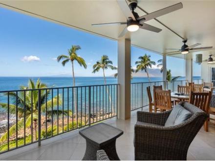 Royal Mauian - 3BR Condo Ocean Front #518