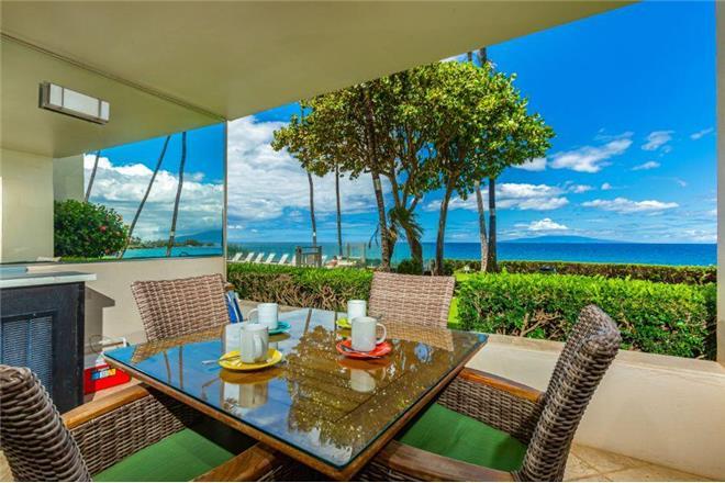 Kihei condo rental: Royal Mauian - 2BR Condo Ocean Front #114