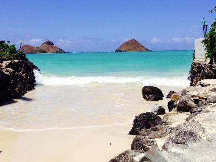 Kailua vacation rental: Lanikai Cottage - 2BR Home