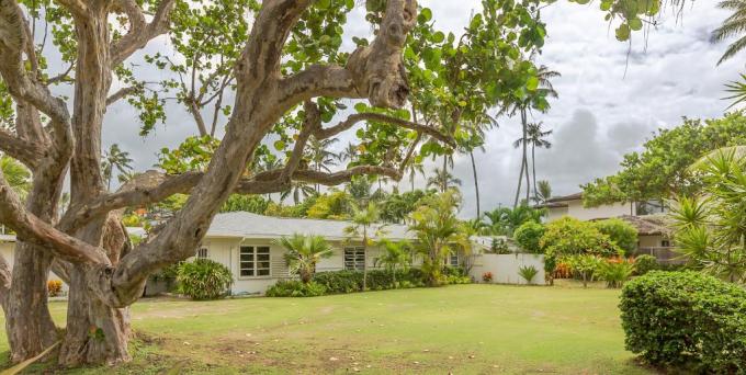 Kaapuni Kainani- Steps away from beach