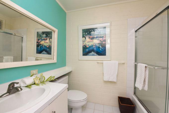 Serenity Beachfront Cottage - 2BR License Number 90-TVU-0326 photo 2