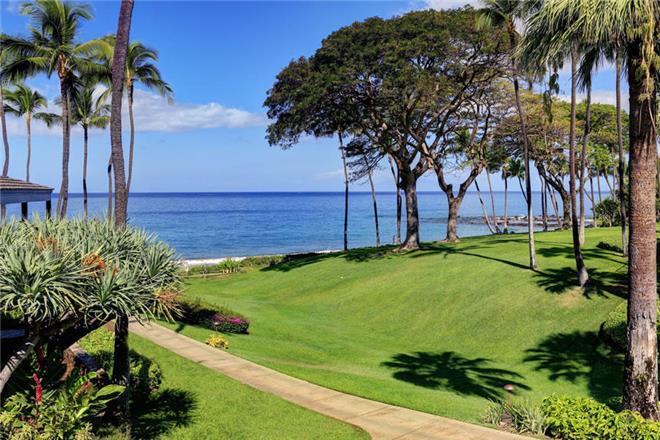 Wailea condo rental: Wailea Elua Village - 2BR Condo Beach Front #1204