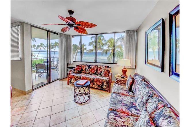 Kihei condo rental: Kealia Resort - 2BR Condo Beach Front #304