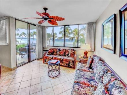 Kealia Resort - 2BR Condo Beach Front #304