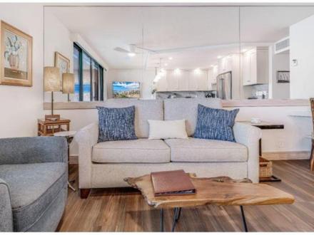 Kihei Beach - 1BR Condo Beach Front #207