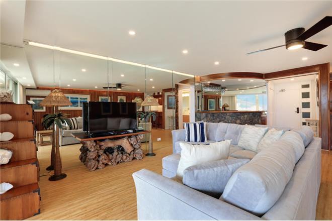 Kihei condo rental: Royal Mauian - 3BR Condo Ocean Front #302