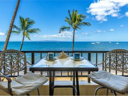 Sugar Beach - 1BR Condo Beach Front #414