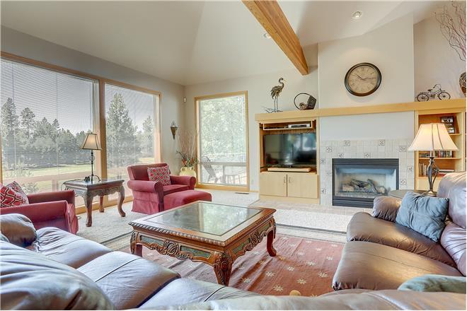 Sunriver vacation rental: 11 Tournament - 5BR Home