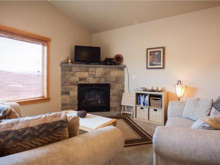 White Salmon condo rental: River Scene - 3BR Home