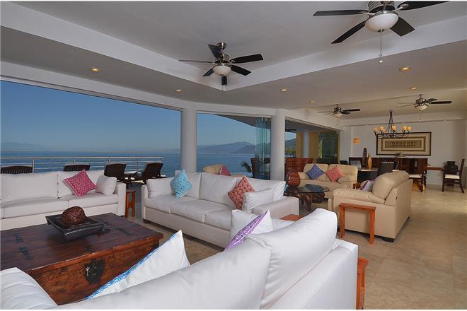Playasola - 8BR Home