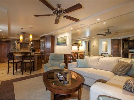Kihei Beach - 2BR Condo Beach Front #102