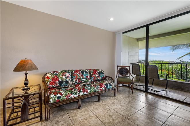 Kona condo rental: Kalanikai - 1BR Condo Ocean View #306