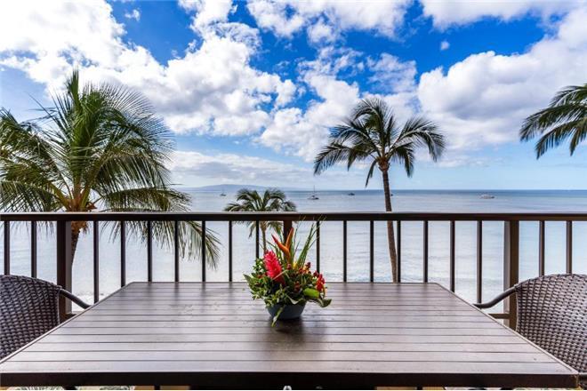 Kihei condo rental: Sugar Beach - 2BR Condo Beach Front #PH23