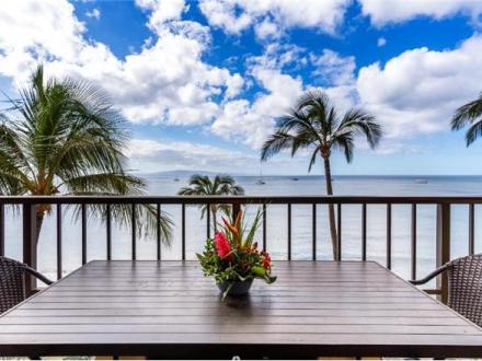 Sugar Beach - 2BR Condo Beach Front #PH23