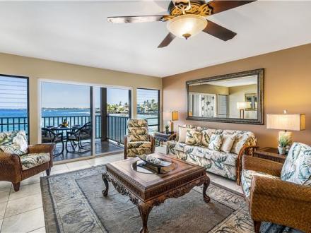 Sea Village - 2BR Condo Ocean Front #1105