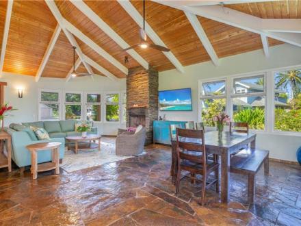 Princeville vacation rental: Pohaku Villa - 4BR Home Mountain View