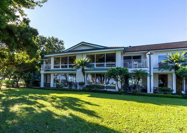 Princeville condo rental: Emmalani Court - 2BR Ocean View Condo #525