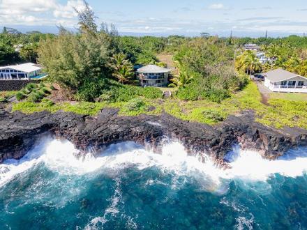 Keaau vacation rental: Kahikole - 2BR Home Oceanfront