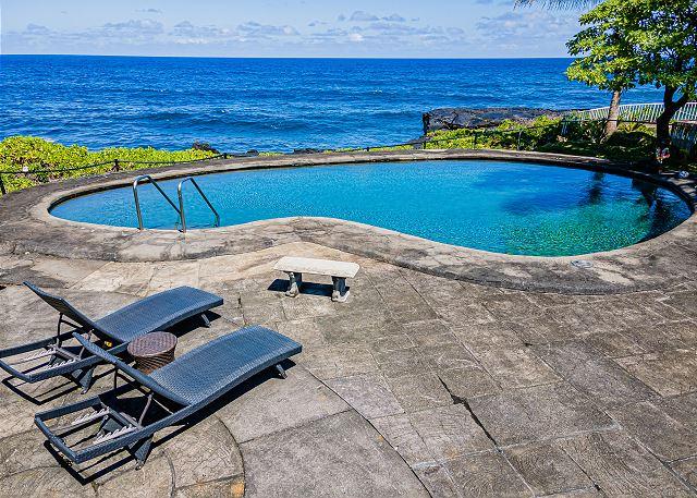 Hilo Shangrila - 2BR Home Oceanfront with Private Pool photo 2