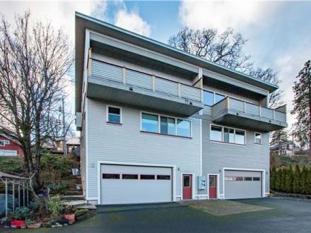 Hood River vacation rental: Blackberry Bramble - 3BR Home