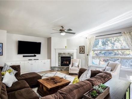 Flagline Trail - 5BR Home