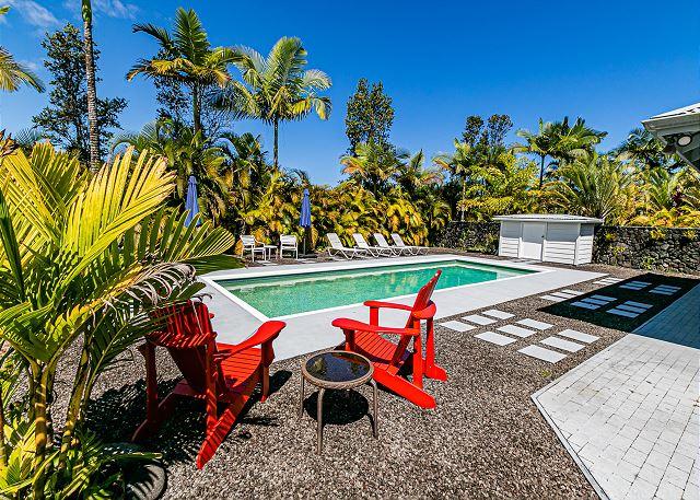 Keaau vacation rental: Paradise Retreat - 3BR Home Garden View