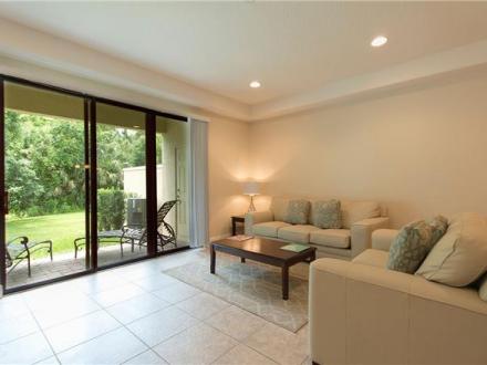 Orlando condo rental: The Fountains at ChampionsGate - 1BR Townhome