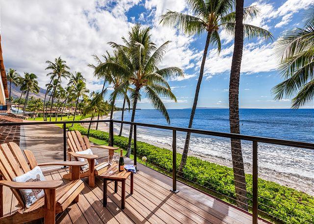 Lahaina condo rental: Puamana - 4BR Townhome Oceanfront #19-1