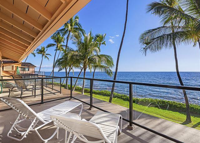 Lahaina condo rental: Puamana - 2BR Townhome Ocean Front #43-2