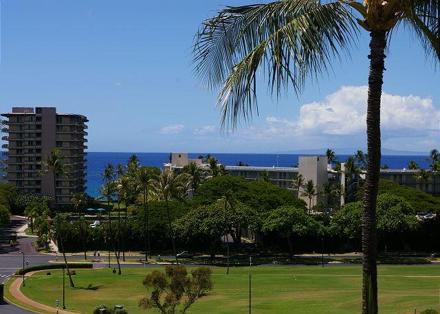 Lahaina condo rental: Ka'anapali Royal - 2BR Partial Ocean View #L301