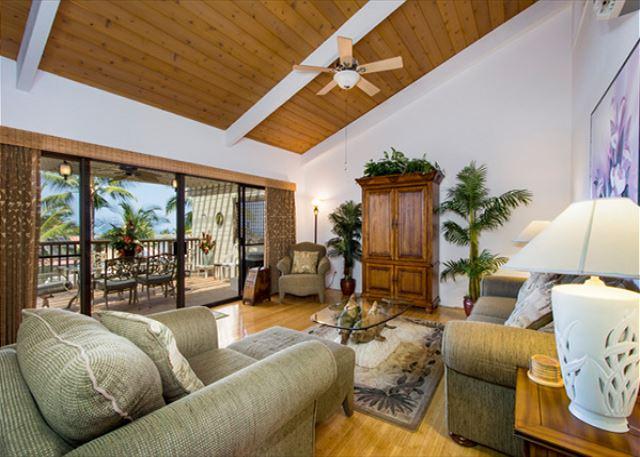 Kona condo rental: Kona Coast Resort at Keauhou Gardens - 2BR Condo with Loft Garden View #8204