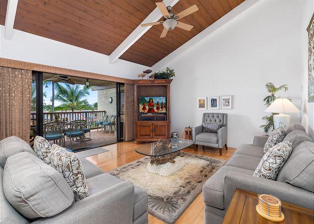 Kona condo rental: Kona Coast Resort at Keauhou Gardens - 2BR Condo with Loft Garden View #8204