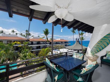 Casa De Emdeko - 1BR Condo Partial Ocean View #330