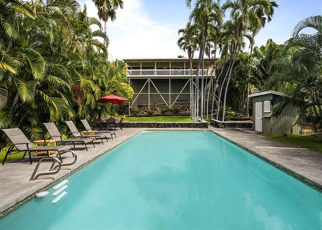 Kona vacation rental: Kona Sunset House at Walua - 3BR Home + Private Pool Ocean View