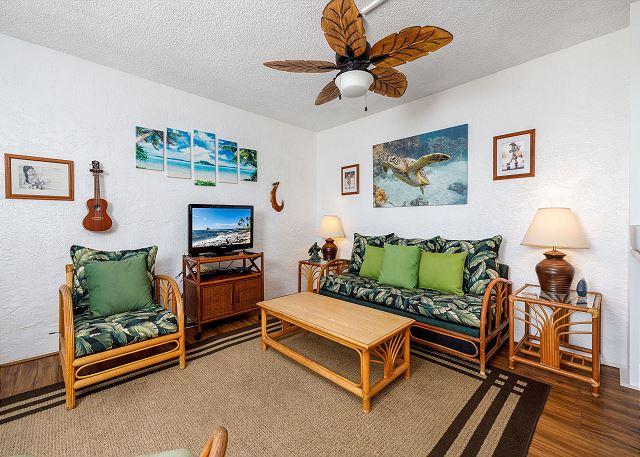 Kona condo rental: Ali'i Villas - 1BR Condo Partial Ocean View #340