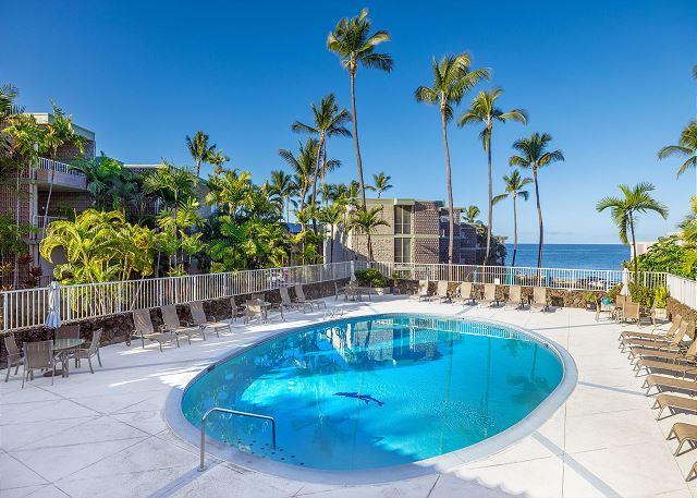 Kona condo rental: Ali'i Villas - 1BR Condo Partial Ocean View #340