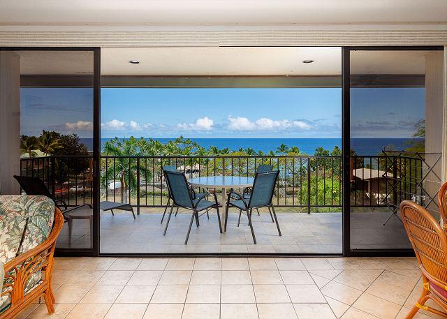 Kahaluu Bay Villas - 2BR Condo Ocean View #304 photo 3