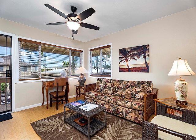 Kona condo rental: Kona Shores - 1BR Condo Garden View #221